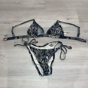 Shade & Shore blue snakeskin printed bikini size small
